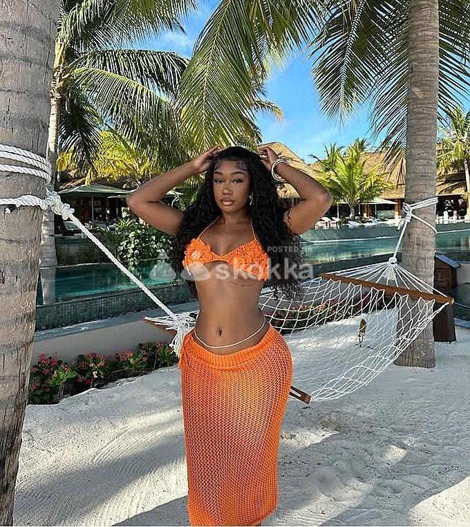 JUICY WET PUSSY 💦 WITH SOFT ROUND ASS 🍑 AFRICAN CALL GIRL  JUDITH ❣️ READY TO SATISFY YOUR SEXUAL 💦FANTASIES IN BED AVAILABLE AT LUCKNOW💞