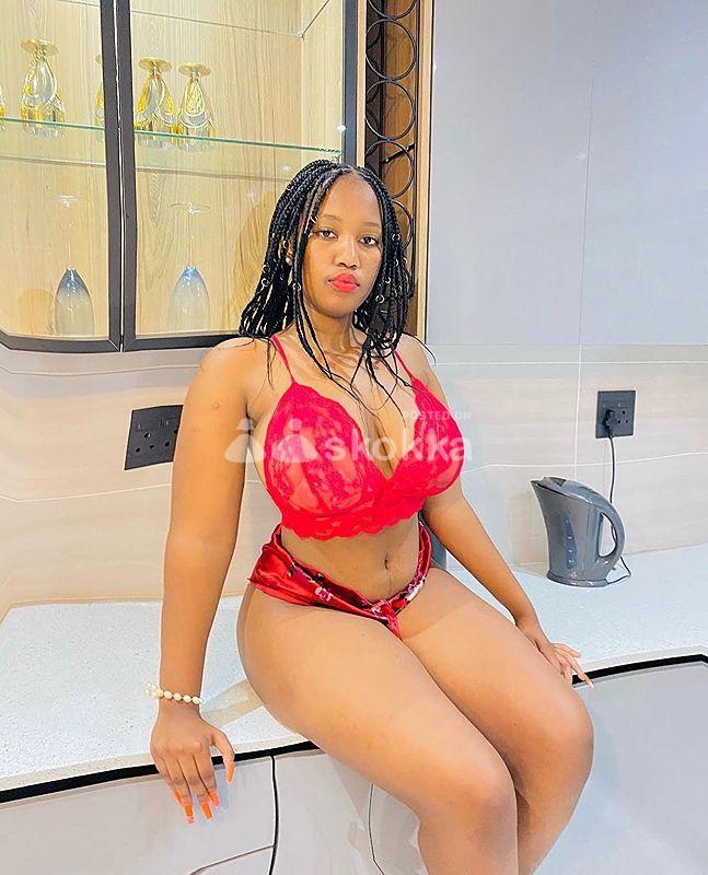 Horny Sexy African Babe, Ready To Get Laid & Fucked 💋